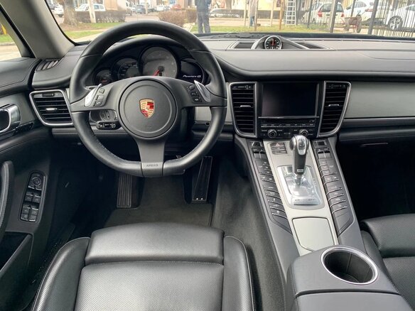 2010 Porsche Panamera 4S I, чёрный, 4150000 рублей - вид 9