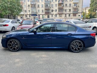 2018 BMW 5 серии 520d xDrive VII (G30/G31/G38), синий, 3650000 рублей, вид 4