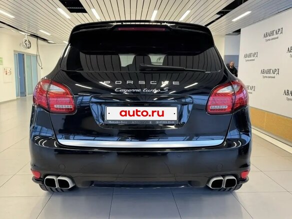 2013 Porsche Cayenne Turbo S II (958), чёрный, 3900000 рублей - вид 3