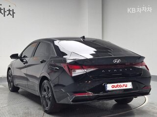 2023 Hyundai Avante VII, чёрный, 1690005 рублей, вид 2