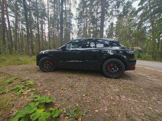 2020 Porsche Macan GTS I Рестайлинг, чёрный, 6500000 рублей, вид 4