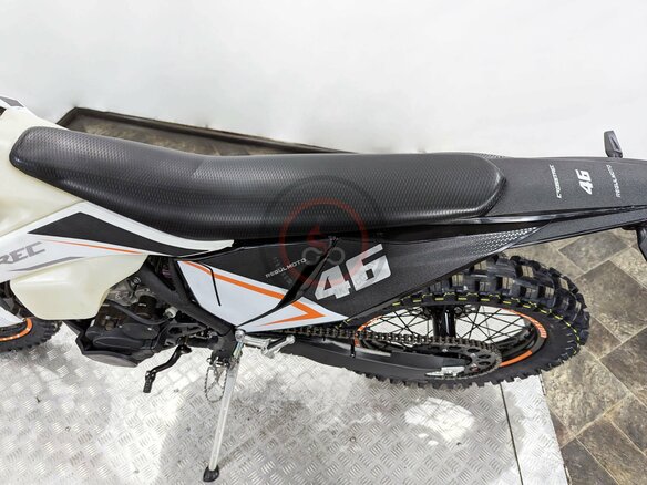 2026 Regulmoto Crosstrec, белый - вид 11