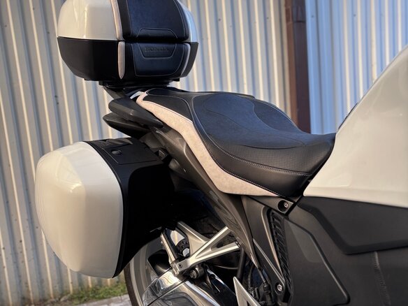 2010 Honda VFR 1200, белый, 825000 рублей - вид 28