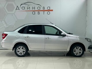 2026 Lada (ВАЗ) Granta I Рестайлинг, серебристый, 1121000 рублей, вид 5