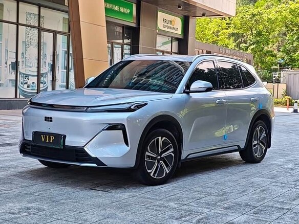 2025 Geely Galaxy Starship 7 120km, серебристый