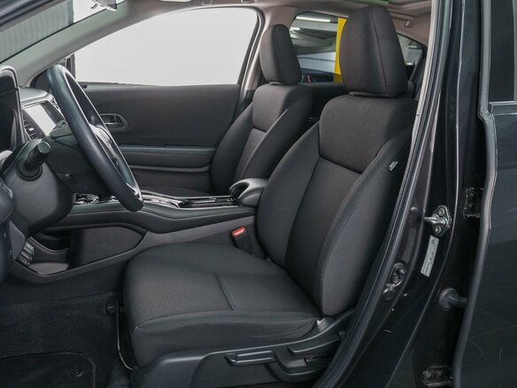 2020 Honda Vezel I Рестайлинг, чёрный, 2249000 рублей - вид 9