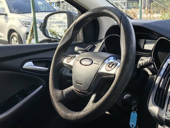 2013 Ford Focus III, коричневый - вид 11
