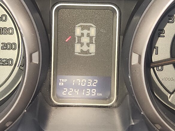 2011 Mitsubishi Pajero IV, серый - вид 8