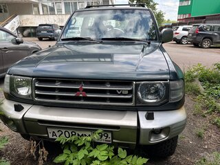 1999 Mitsubishi Pajero II Рестайлинг, зелёный, 700000 рублей, вид 1