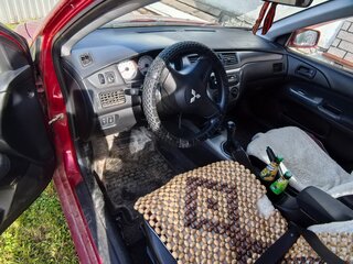 2009 Mitsubishi Lancer Classic IX Рестайлинг, красный, 550000 рублей, вид 4