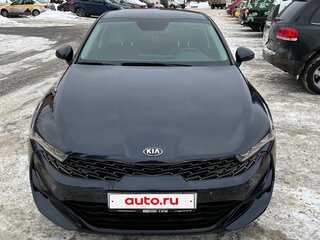 2020 Kia K5 III, синий, 2650000 рублей, вид 1