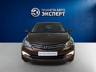 2016 Hyundai Solaris I Рестайлинг, коричневый, 1200000 рублей, вид 2