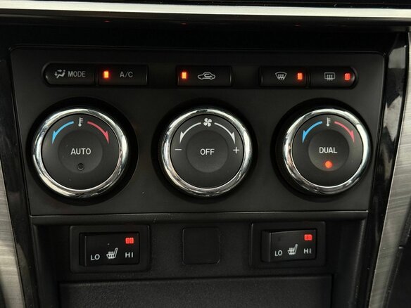 2012 Mazda 6 II (GH) Рестайлинг, серебристый, 770000 рублей - вид 21