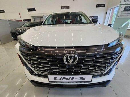 2025 Changan UNI-S I, белый, 3179900 рублей, вид 2