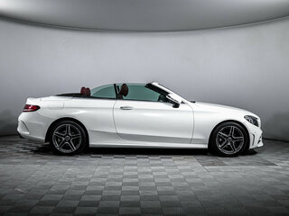2021 Mercedes-Benz C-Класс 300 IV (W205) Рестайлинг, белый, 3577625 рублей, вид 4