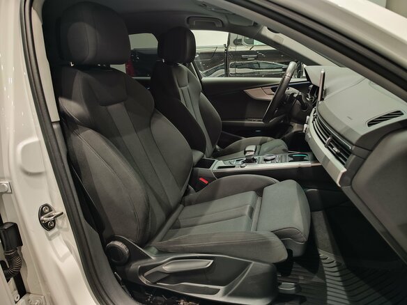 2018 Audi A4 V (B9), белый, 2735000 рублей - вид 11