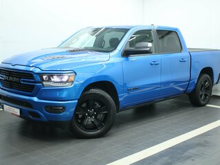 2022 Ram 1500 Crew Cab V, синий, 7295000 рублей, вид 2