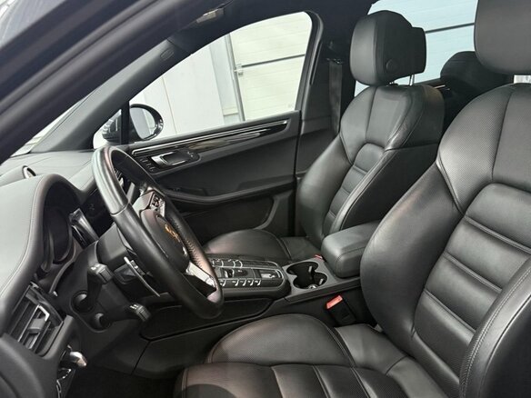 2021 Porsche Macan S I Рестайлинг, серый, 7500000 рублей - вид 6