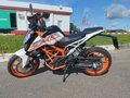 2019 KTM 390 Duke, белый, 405000 рублей