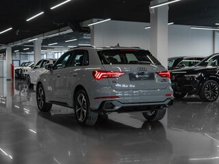 2026 Audi Q3 35 TFSI II (F3), серый, 4130000 рублей, вид 4