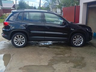 2015 Volkswagen Tiguan I Рестайлинг, чёрный, 1400000 рублей, вид 5