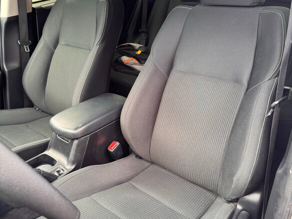 2015 Toyota RAV4 IV (XA40), белый, 1985000 рублей - вид 27