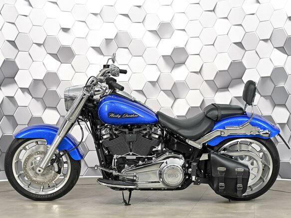 2024 Harley-Davidson Fat Boy, синий, 2499000 рублей - вид 3