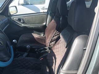 2013 Chevrolet Niva I Рестайлинг, серый, 500000 рублей, вид 3