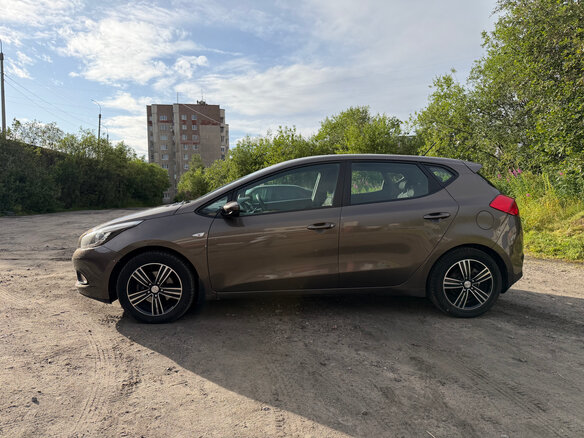 2014 Kia Ceed II, коричневый, 1299000 рублей - вид 8