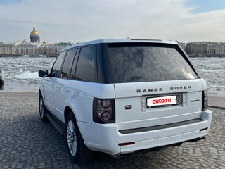 2012 Land Rover Range Rover III Рестайлинг 2, белый, 2700000 рублей, вид 2