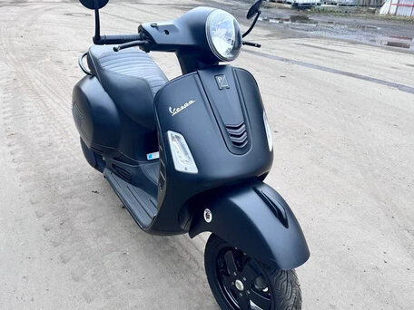 2019 Vespa GTS 300, чёрный, 549000 рублей, вид 2