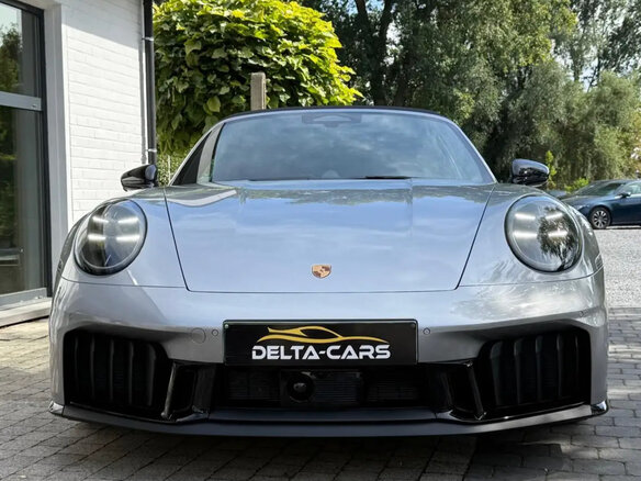 2026 Porsche 911 4 GTS VIII (992) Рестайлинг, серый - вид 2