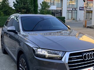 2015 Audi Q7 II (4M), серый, 3050000 рублей, вид 4