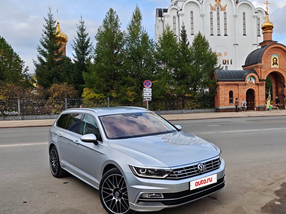 2019 Volkswagen Passat B8, серый, 3400000 рублей - вид 4