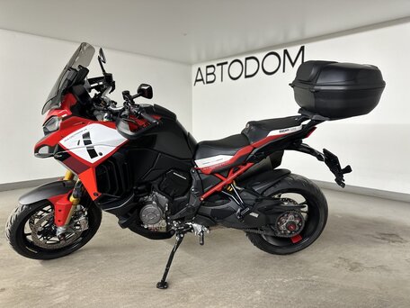 2023 Ducati Multistrada V4, красный, 2050000 рублей, вид 2