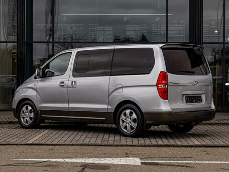 2014 Hyundai Grand Starex I, серый, 1755000 рублей, вид 4
