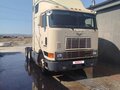 1998 International 9000 Series, жёлтый, 700000 рублей - вид 3