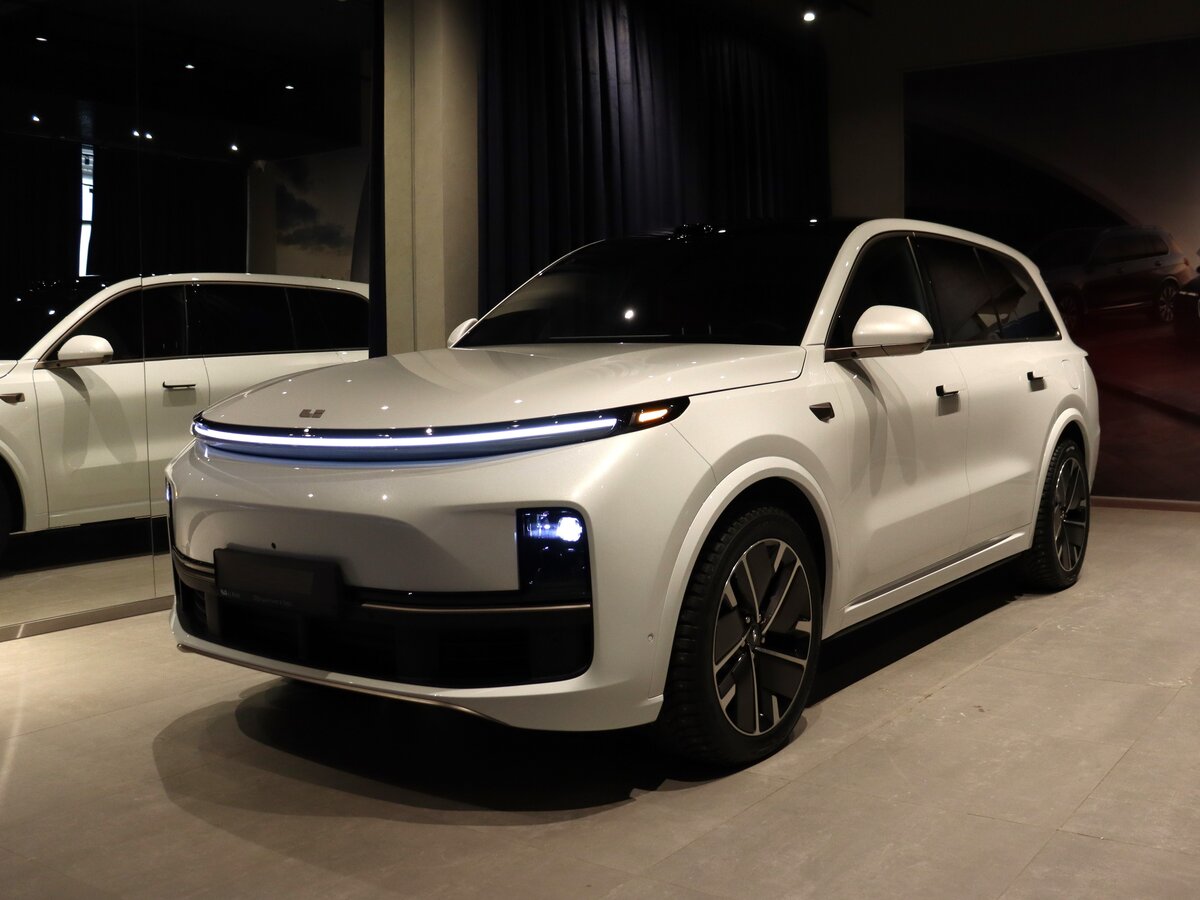 Открыть фотографии: Li Auto (Lixiang) L9 I Рестайлинг