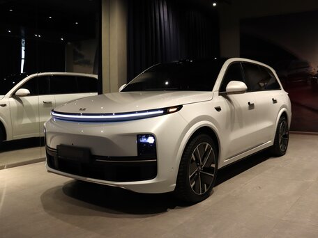 Li Auto (Lixiang) L9 I Рестайлинг