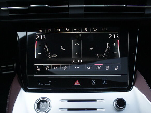 2024 Audi Q6 50 TFSI, чёрный, 6590000 рублей - вид 15