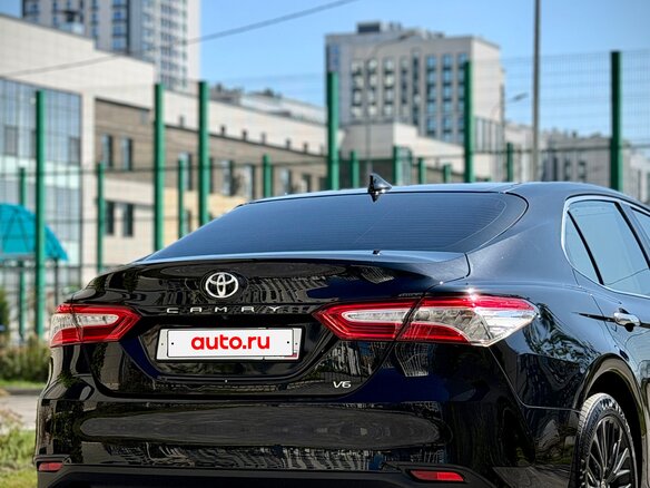 2019 Toyota Camry VIII (XV70), чёрный - вид 8