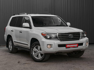 2012 Toyota Land Cruiser 200 Series Рестайлинг 1, белый, 3680000 рублей, вид 3