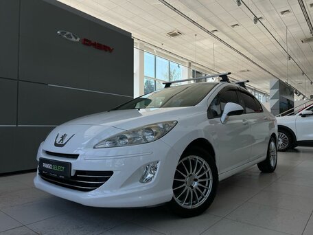Peugeot 408 I