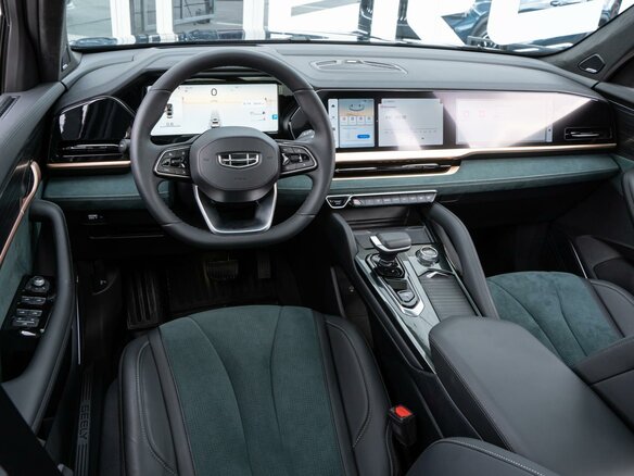 2024 Geely Monjaro I, синий, 3940000 рублей - вид 13