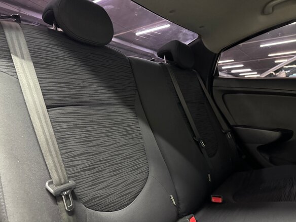 2014 Hyundai Solaris I Рестайлинг, белый, 650000 рублей - вид 25