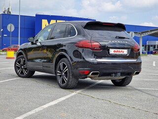 2013 Porsche Cayenne II (958), чёрный, 2590000 рублей, вид 2