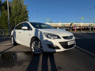 2012 Opel Astra J Рестайлинг, белый, 880000 рублей, вид 4