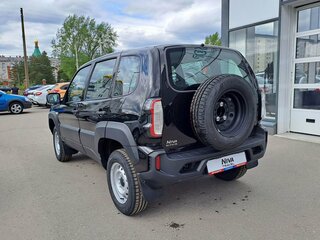 2026 Lada (ВАЗ) Niva Travel I Рестайлинг, чёрный, 1437900 рублей, вид 3