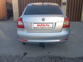 2013 Skoda Octavia II (A5) Рестайлинг, серебристый, 800000 рублей, вид 2
