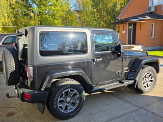 2016 Jeep Wrangler III (JK), чёрный, 3600000 рублей, вид 3